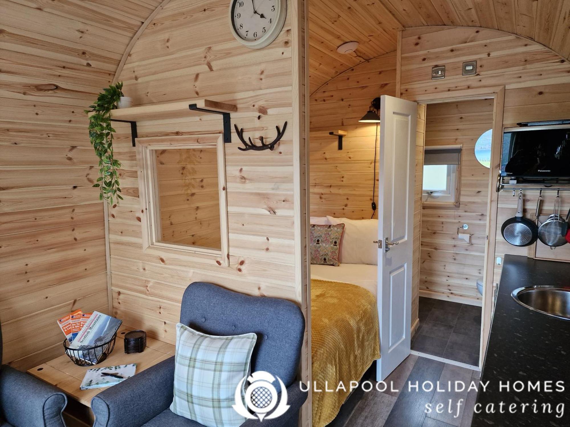 Gorse Gorgeous Glamping Hideaway Apartment Dundonnell ภายนอก รูปภาพ